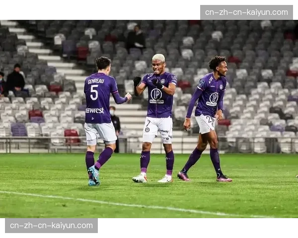 法甲第28轮速报：洛里昂2-0图卢兹，脱离降级区